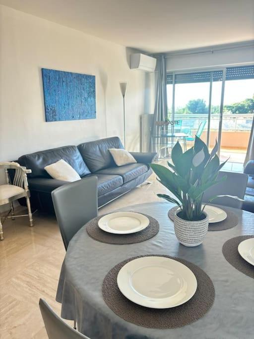 Lumineux Vue Mer, Piscine Et Tennis *