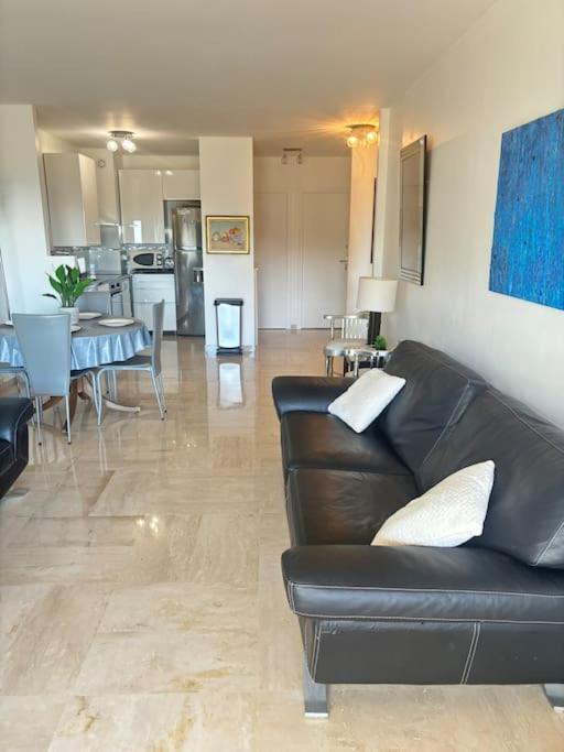 Lumineux Vue Mer, Piscine Et Tennis Nizza